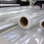 Vinil adhesivo transparente: aplicaciones creativas y cuándo usarlo en impresión y decoración